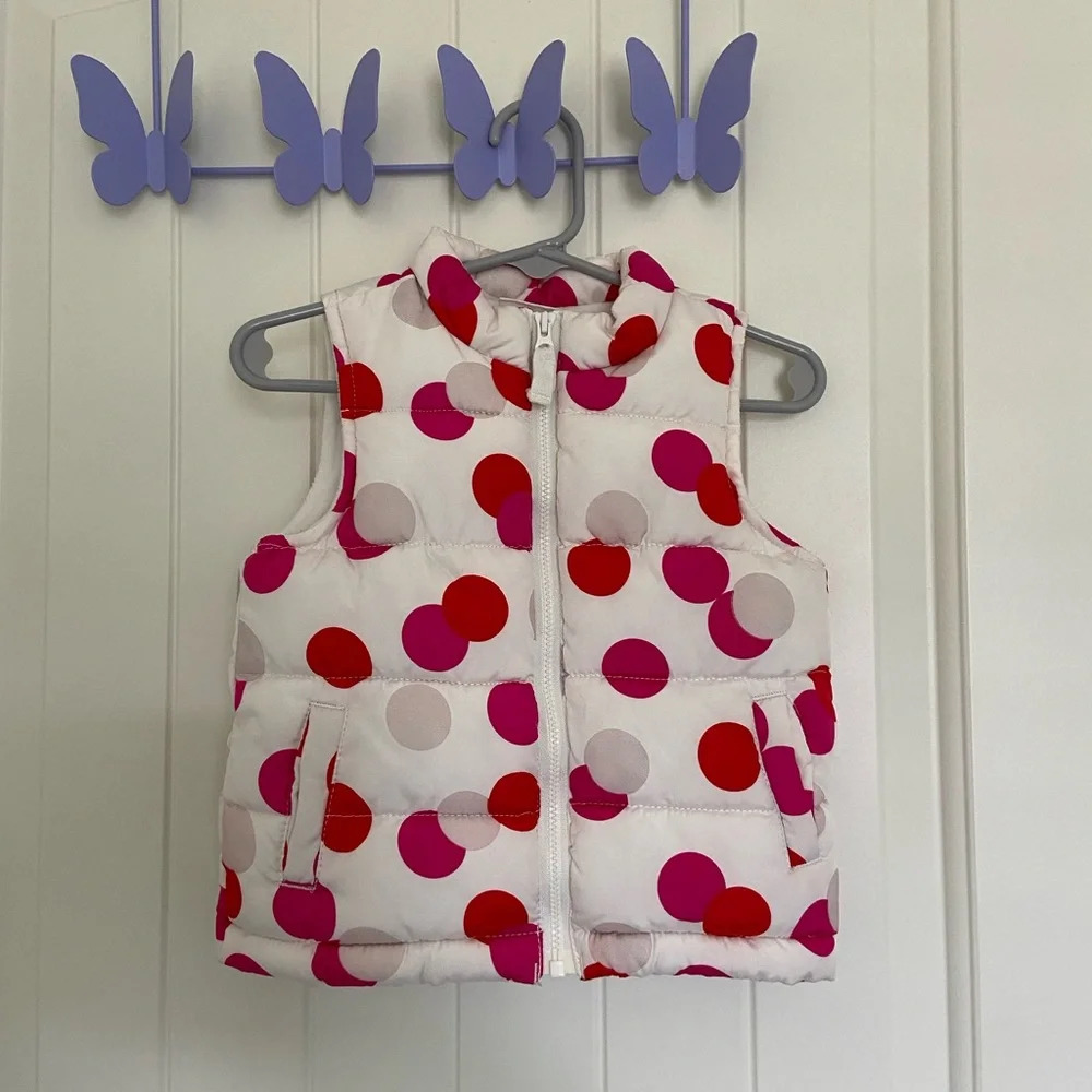 Crazy 8 girl’s dotted fleece lined puffer vest — 12-18 months